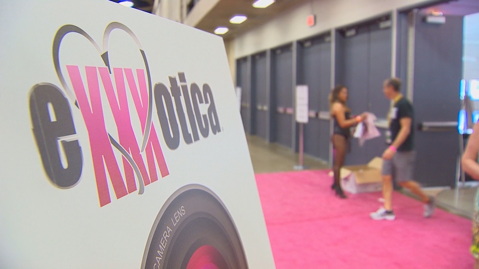 Dallas City Council votes to bar Exxxotica Expo